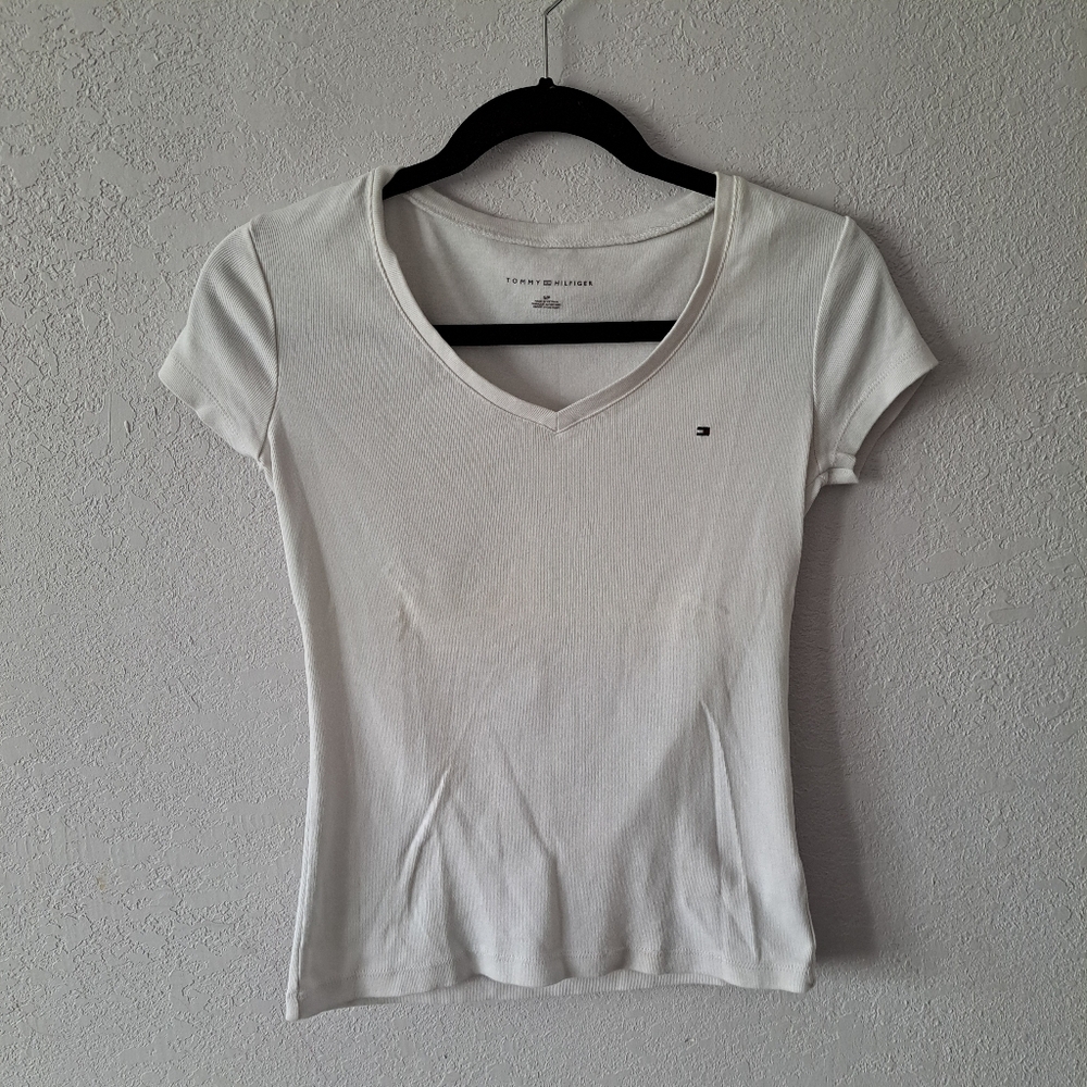 Tommy Hilfiger White V-Neck Short Sleeve Tee